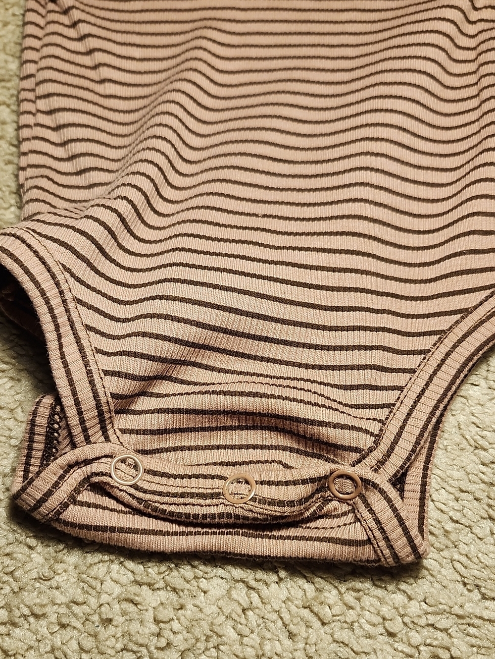 Mario Lopez Kids Baby Boy 3-Piece Set Striped Bodysuit Pants Hat 3/6 M NWT - Picture 6 of 15